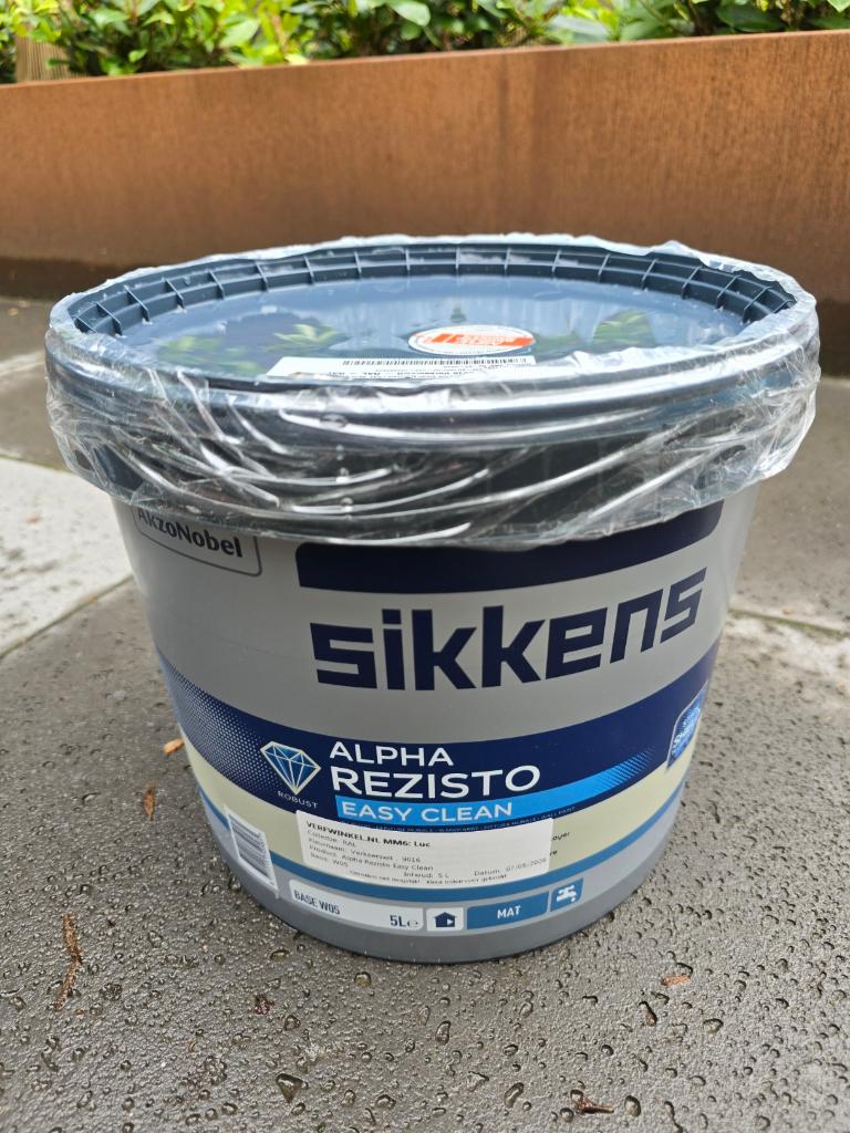 Sikkens Alpha Rezisto Easy Clean Muurverf RAL 9016 5L, 5 tot 10 liter, Wit, Nieuw, Ophalen of Verzenden