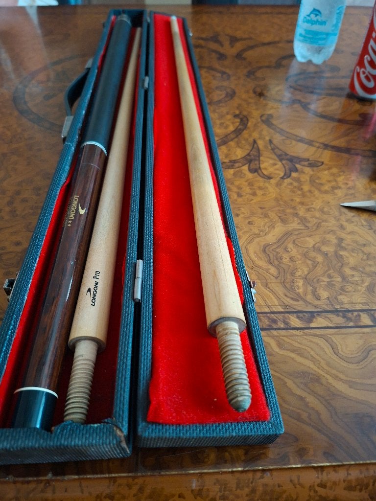 Biljartkeu, Ophalen of Verzenden, Zo goed als nieuw, Keu of Ballen