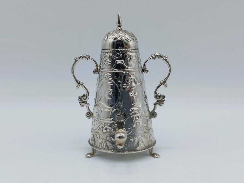 Zilveren miniatuur koffiekan met kraantje, H. Hooijkaas,, Verzenden, Zilver