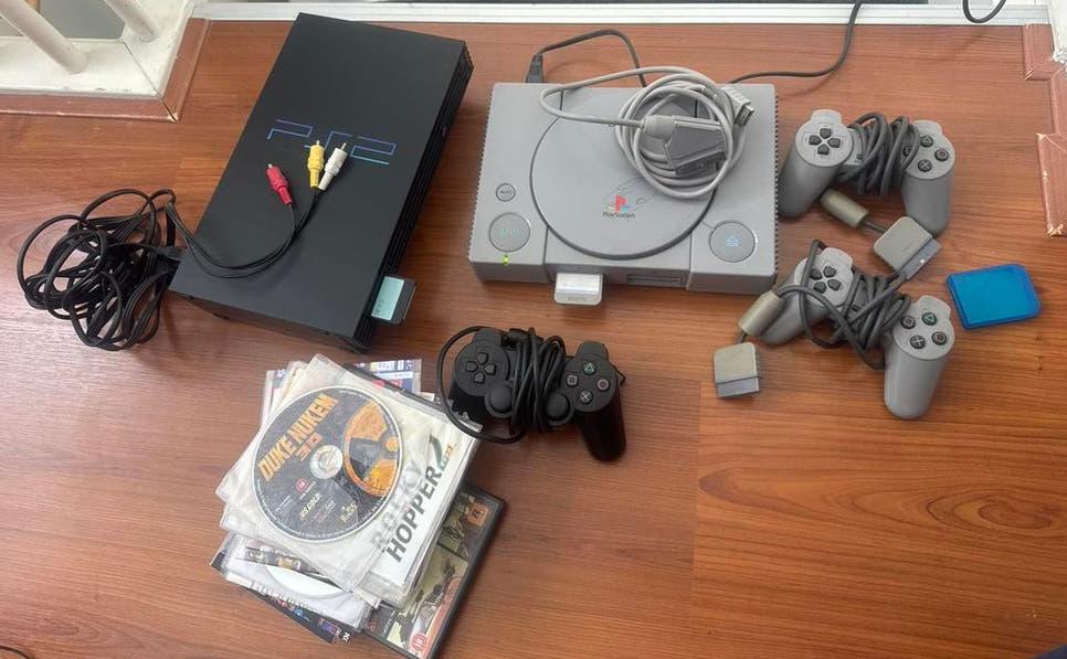 PlayStation 1 & PlayStation 2 Bundel met games en controller, Spelcomputers en Games, Spelcomputers | Sony PlayStation 3, Ophalen of Verzenden