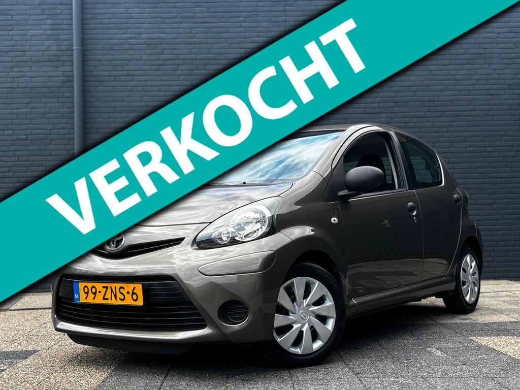 Toyota Aygo 1.0 VVT-i Comfort | Airco | 5-Deurs, Voorwielaandrijving, Euro 5, Stof, Gebruikt