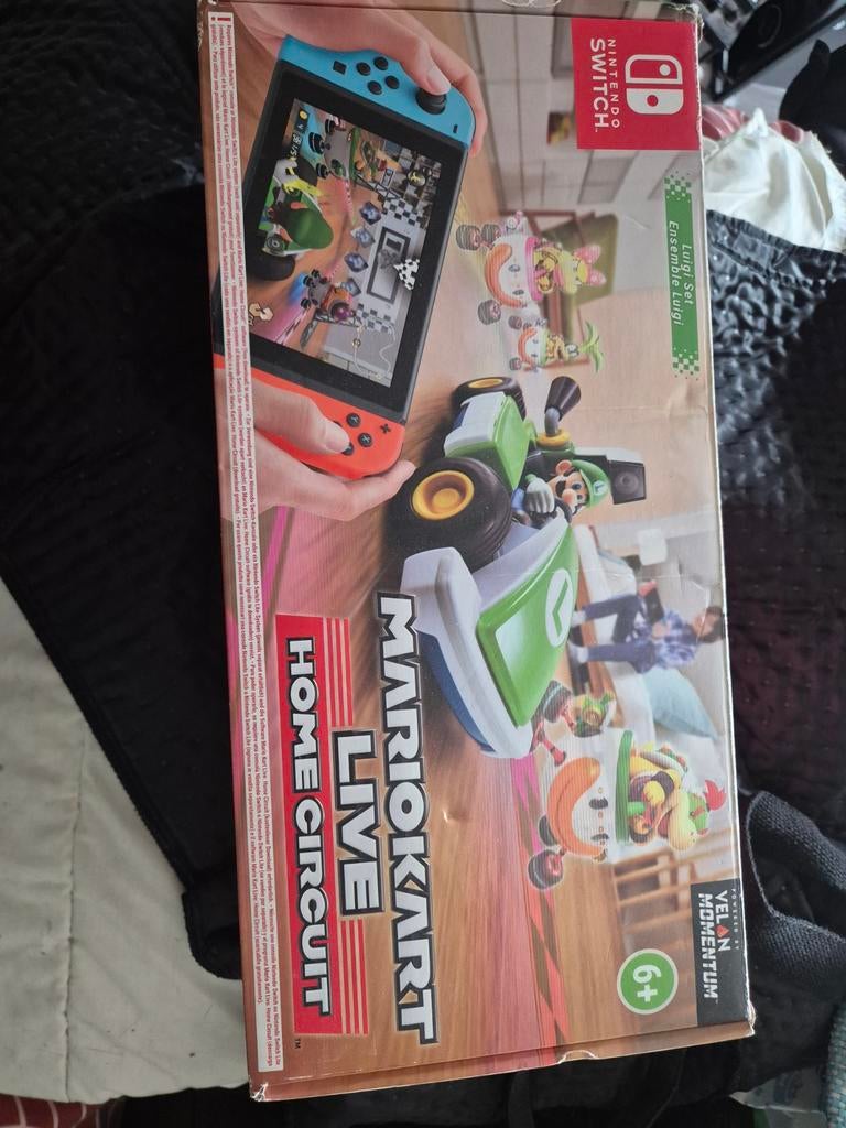 Mario Kart Live: Home Circuit Luigi Set (Nieuw), Spelcomputers en Games, Spelcomputers | Nintendo Switch, Ophalen, Zo goed als nieuw