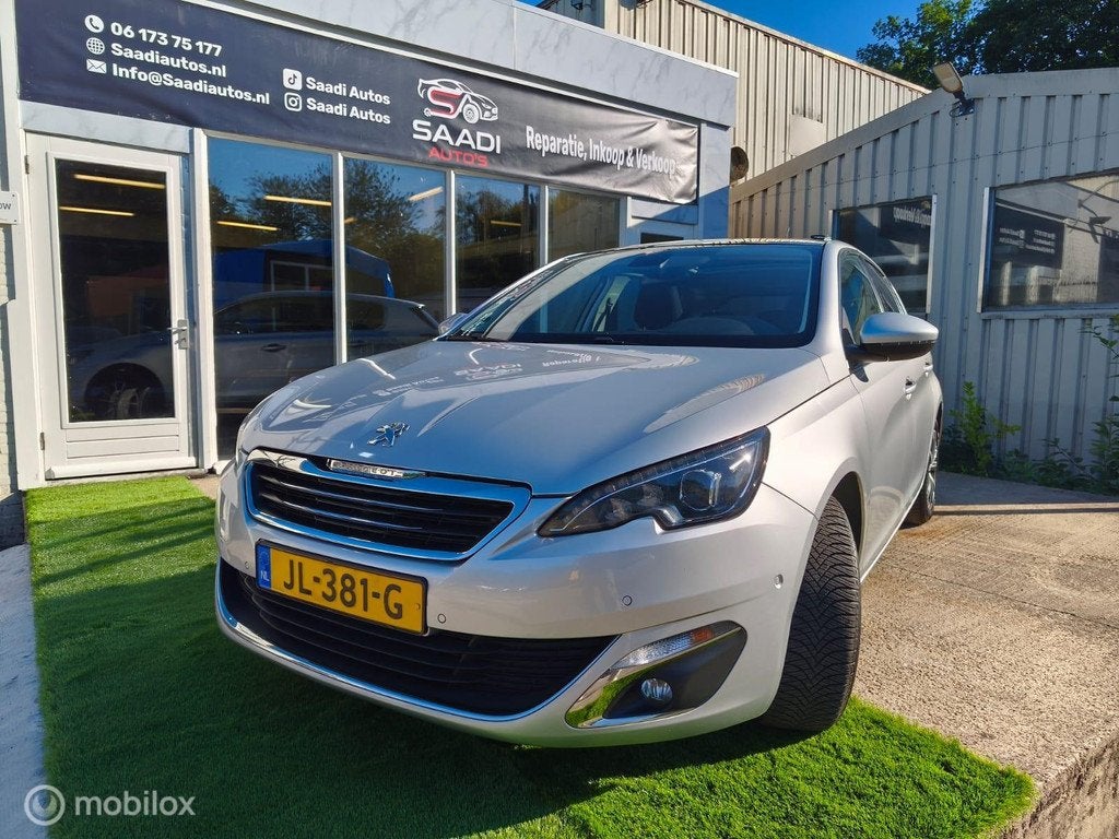 Peugeot 308 1.2 PureTech Allure, Auto's, Stof, Gebruikt, 1199 cc, 610 kg