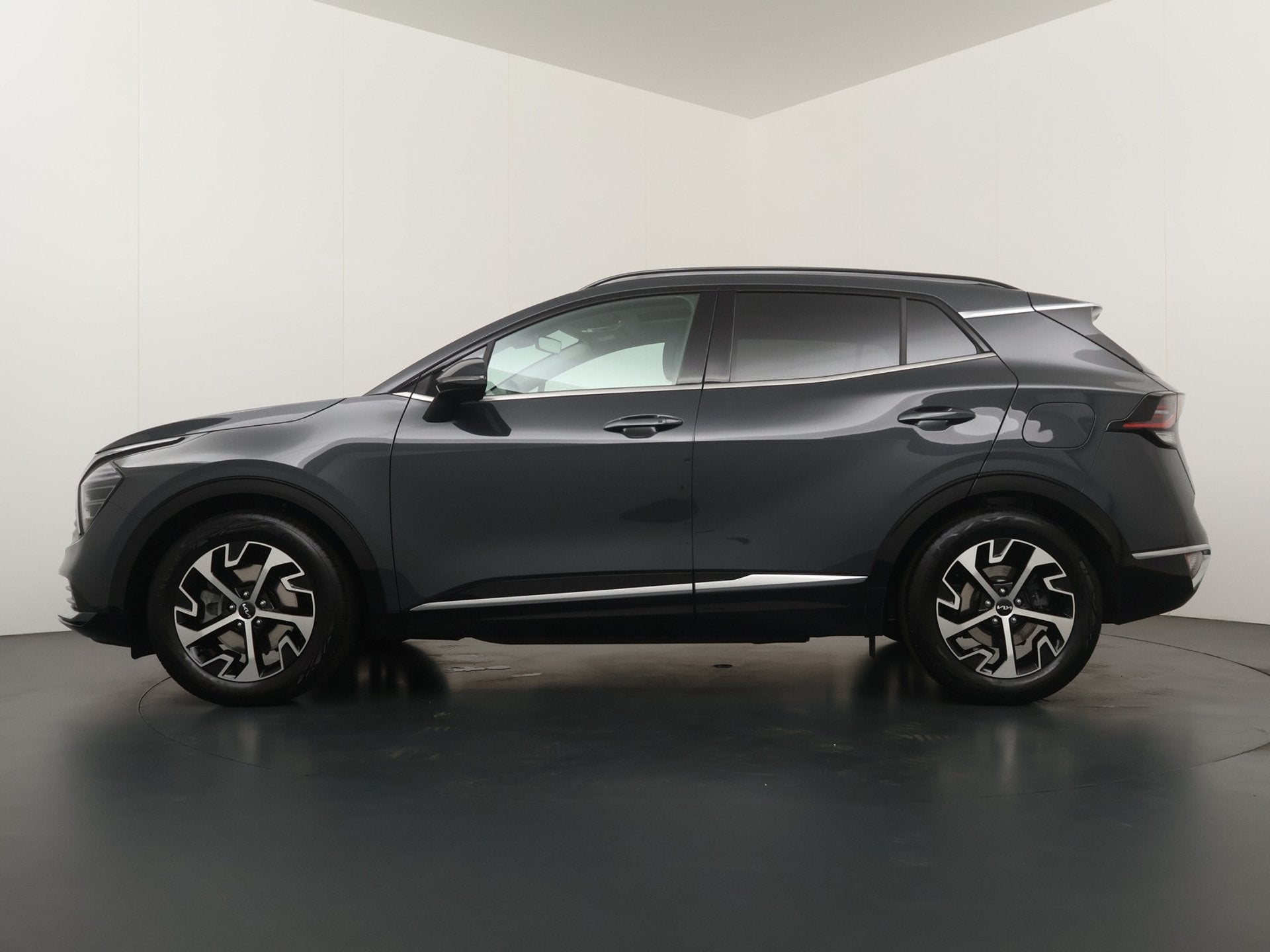 Kia Sportage 1.6 T-GDi MHEV DynamicPlusLine Automaat - Apple, Auto's, Kia, Dealer onderhouden, Adaptive Cruise Control, Gebruikt
