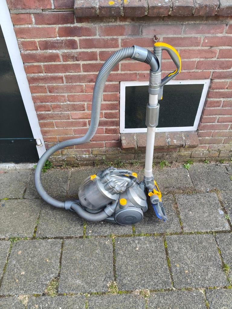 Dyson stofzuiger in goede staat, Witgoed en Apparatuur, Stofzuigers, Ophalen of Verzenden