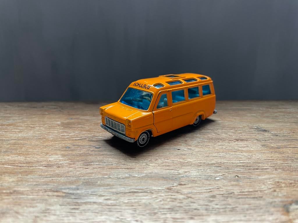 Siku 1320 - Ford Transit schoolbus, Hobby en Vrije tijd, Modelauto's | 1:50, Ophalen of Verzenden, Nieuw, Auto, SIKU