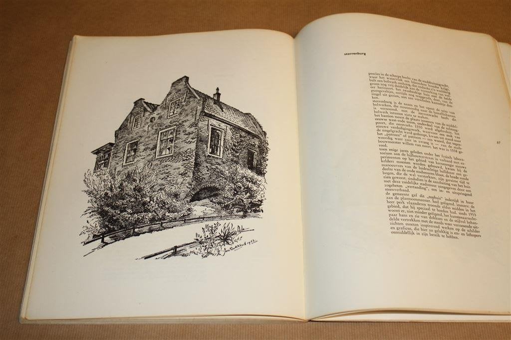 Ook dit is Utrecht. Utrechtsch Nieuwsblad, 1962., Ophalen of Verzenden, Gelezen