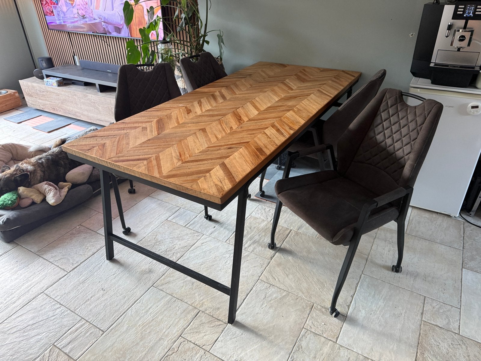Visgraat eettafel + salontafel met 4 luxe stoelen, Huis en Inrichting, Tafels | Eettafels, Ophalen, 50 tot 100 cm, Zo goed als nieuw