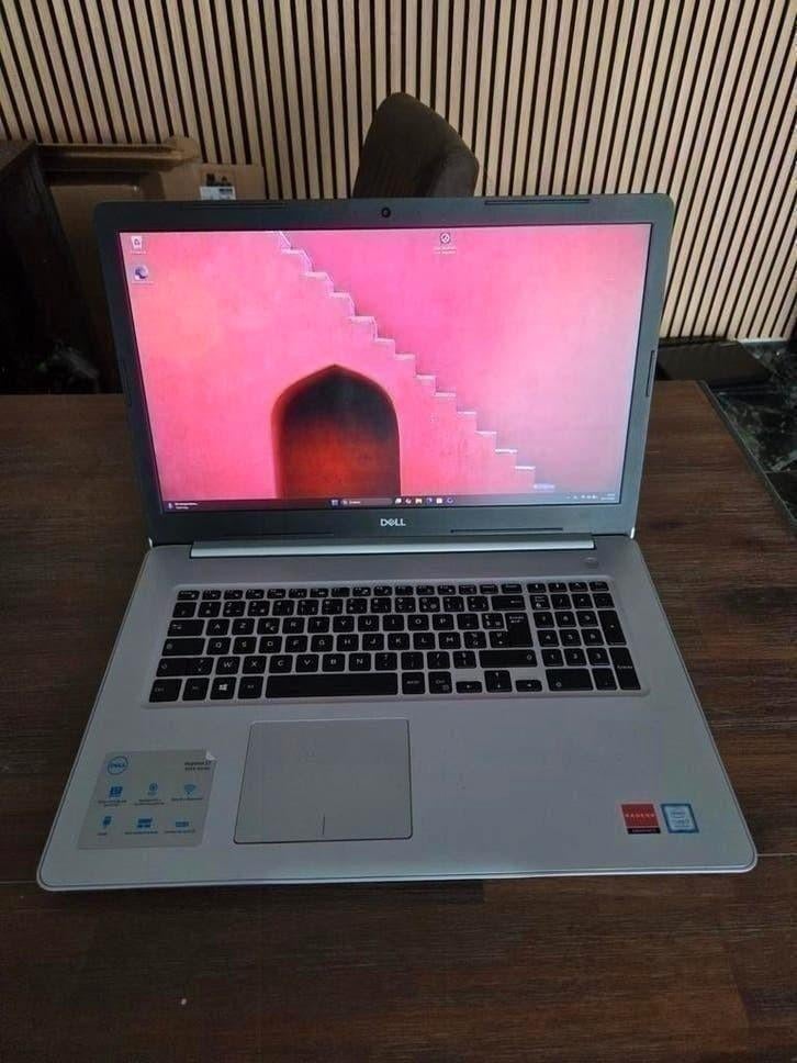 Dell Inspiron 17,3 inch Core i7 16GB RAM 256GB SSD
4GB VRAM, Ophalen of Verzenden, Zo goed als nieuw, DELL .