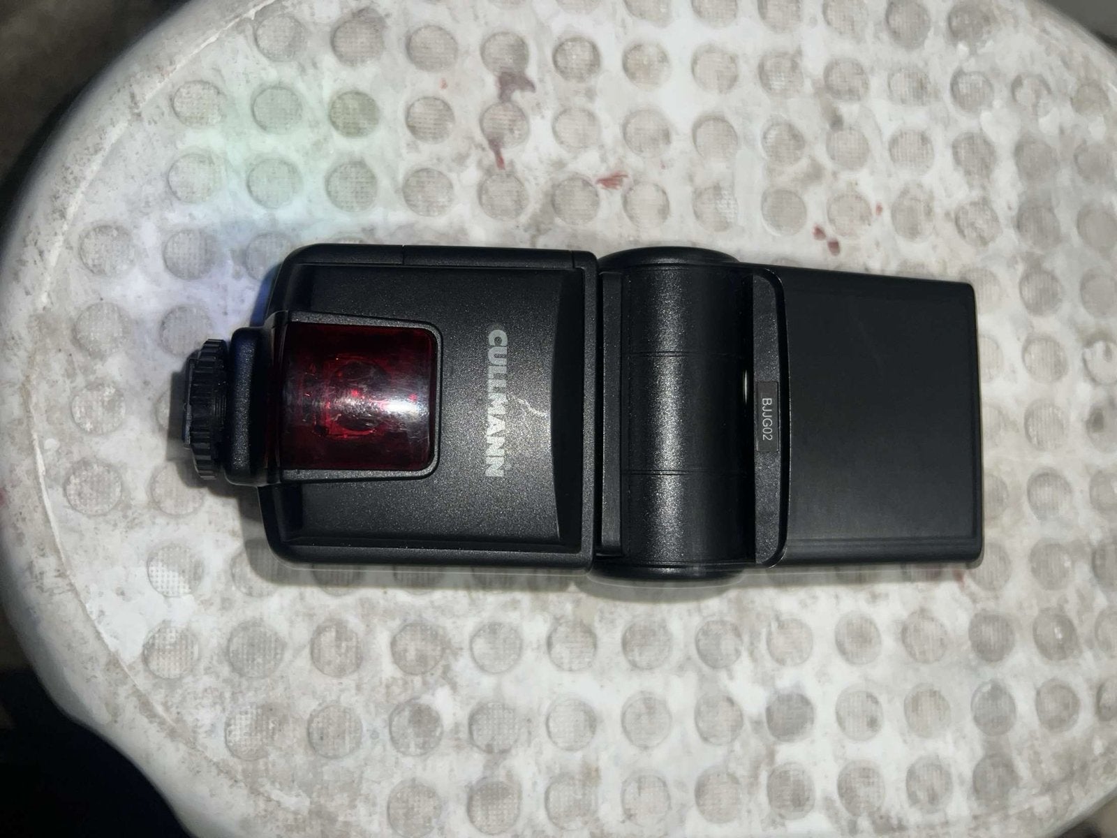 Foto 6 van Canon EOS 1100D spiegelreflexcamera met lenzen en flitser