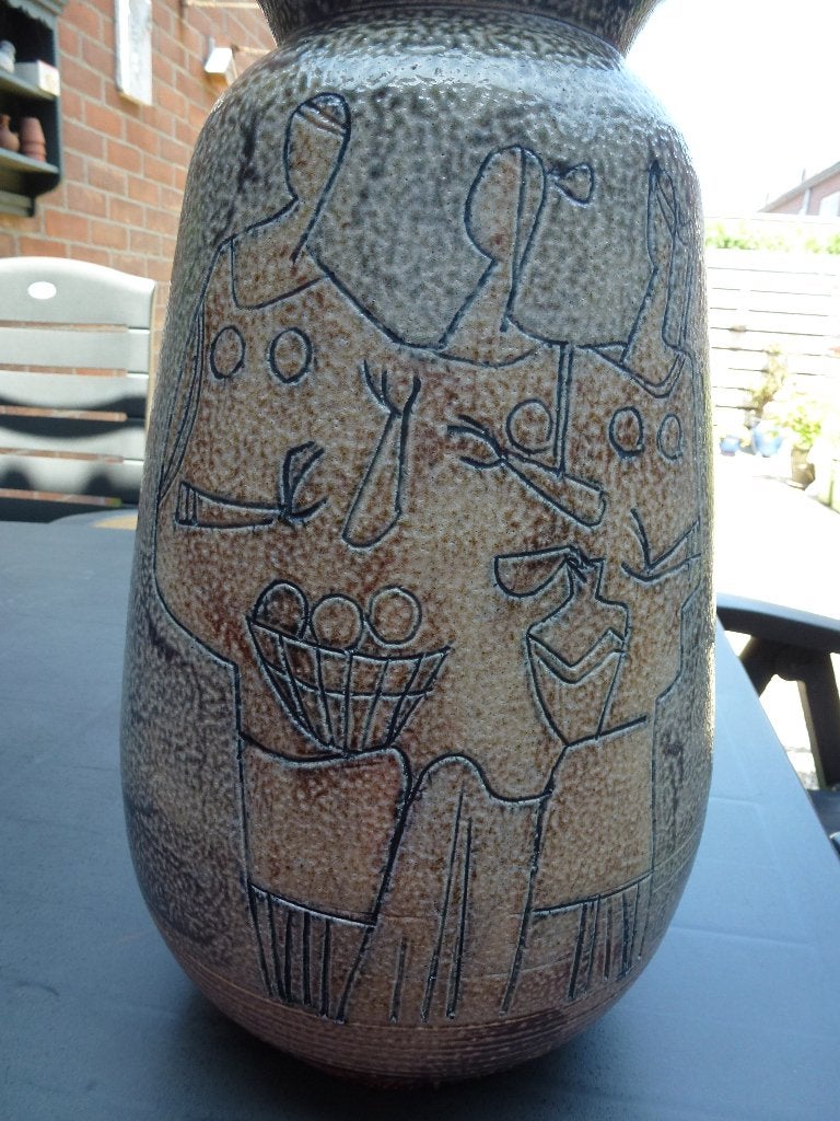 te koop retro vaas  St Joris Beesel Limburg 40 cm hoog, Ophalen of Verzenden