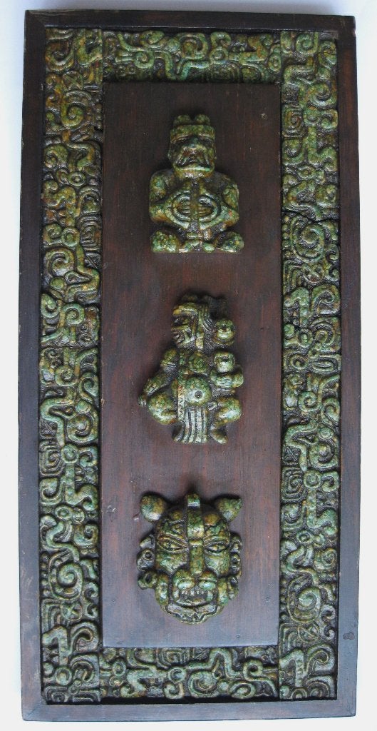 Zarebski Mayan Crushed Malachite 3 D Plaques Mexico Marca, Ritueel object, Mexico, 39 cm, Groen