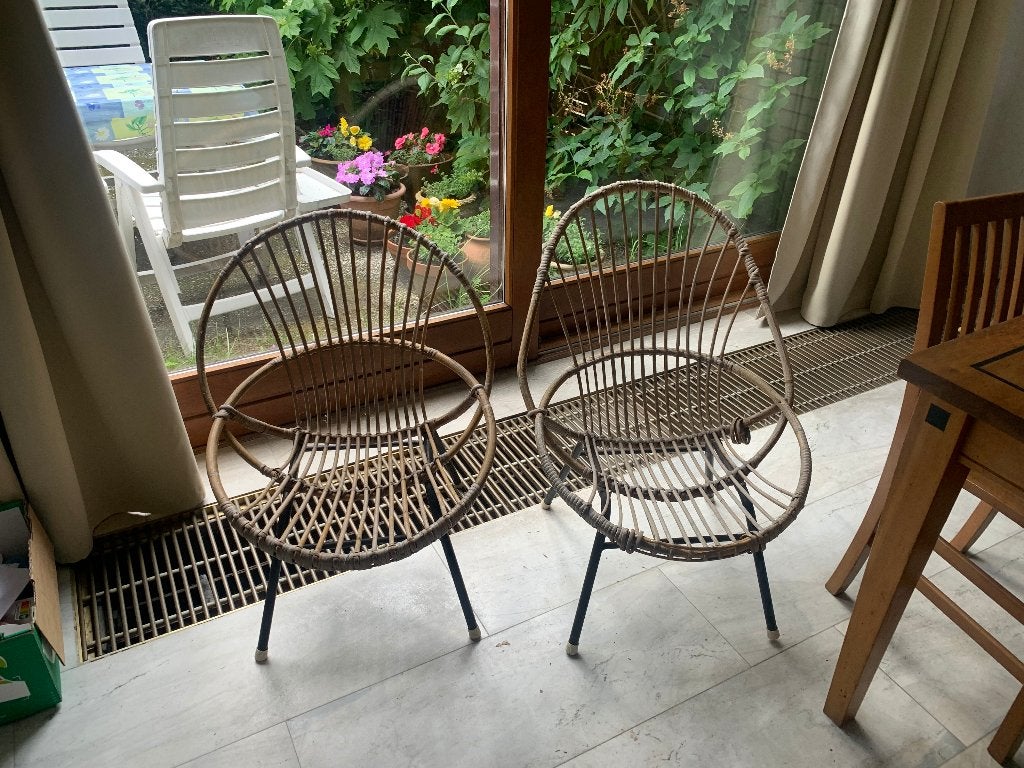Rotan kuipstoelen, Huis en Inrichting, Stoelen, Ophalen, Gebruikt, Twee, Bruin