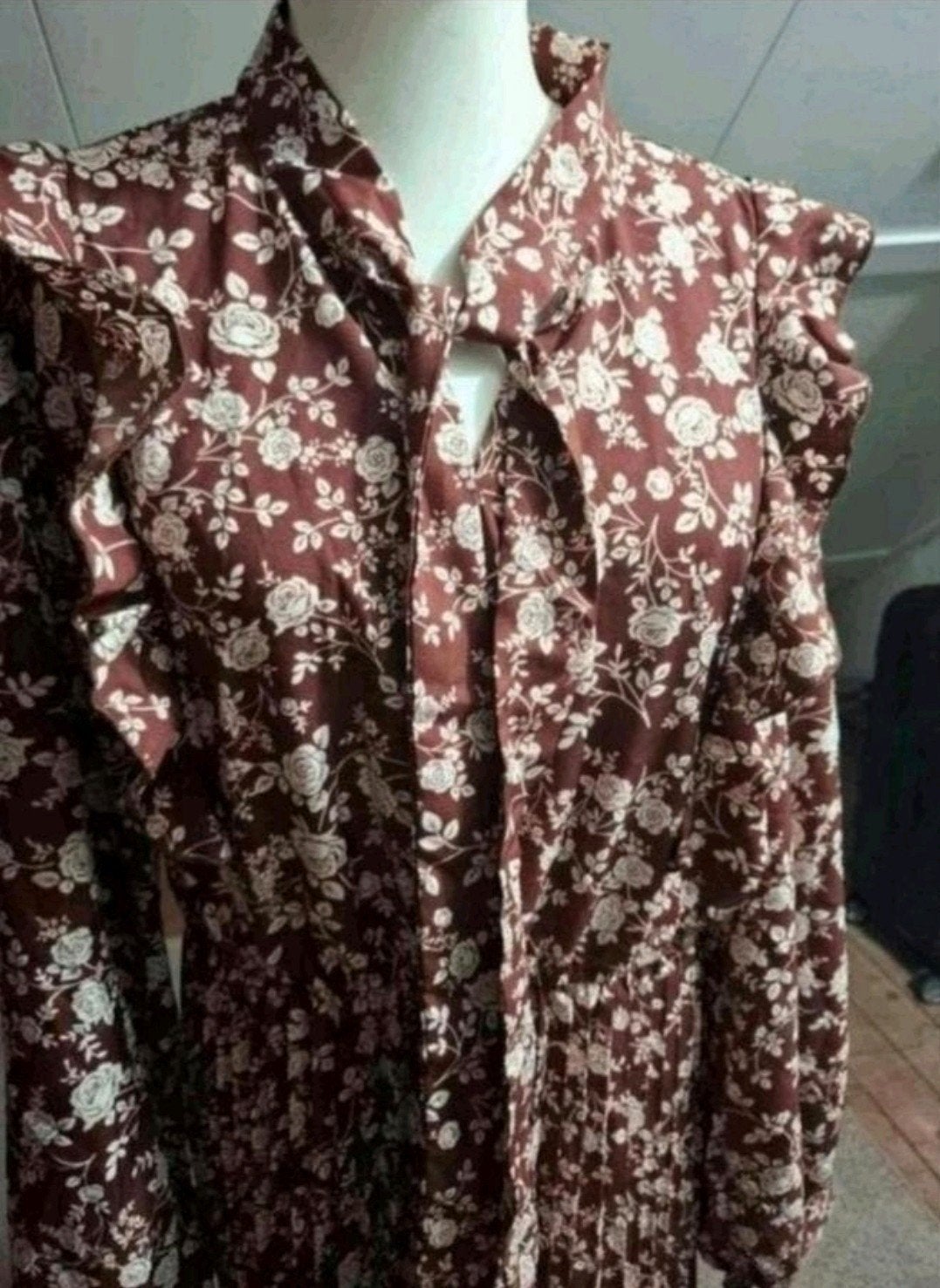 Jurk maat S polyester, Bruin, Zo goed als nieuw, Onder de knie, Ophalen