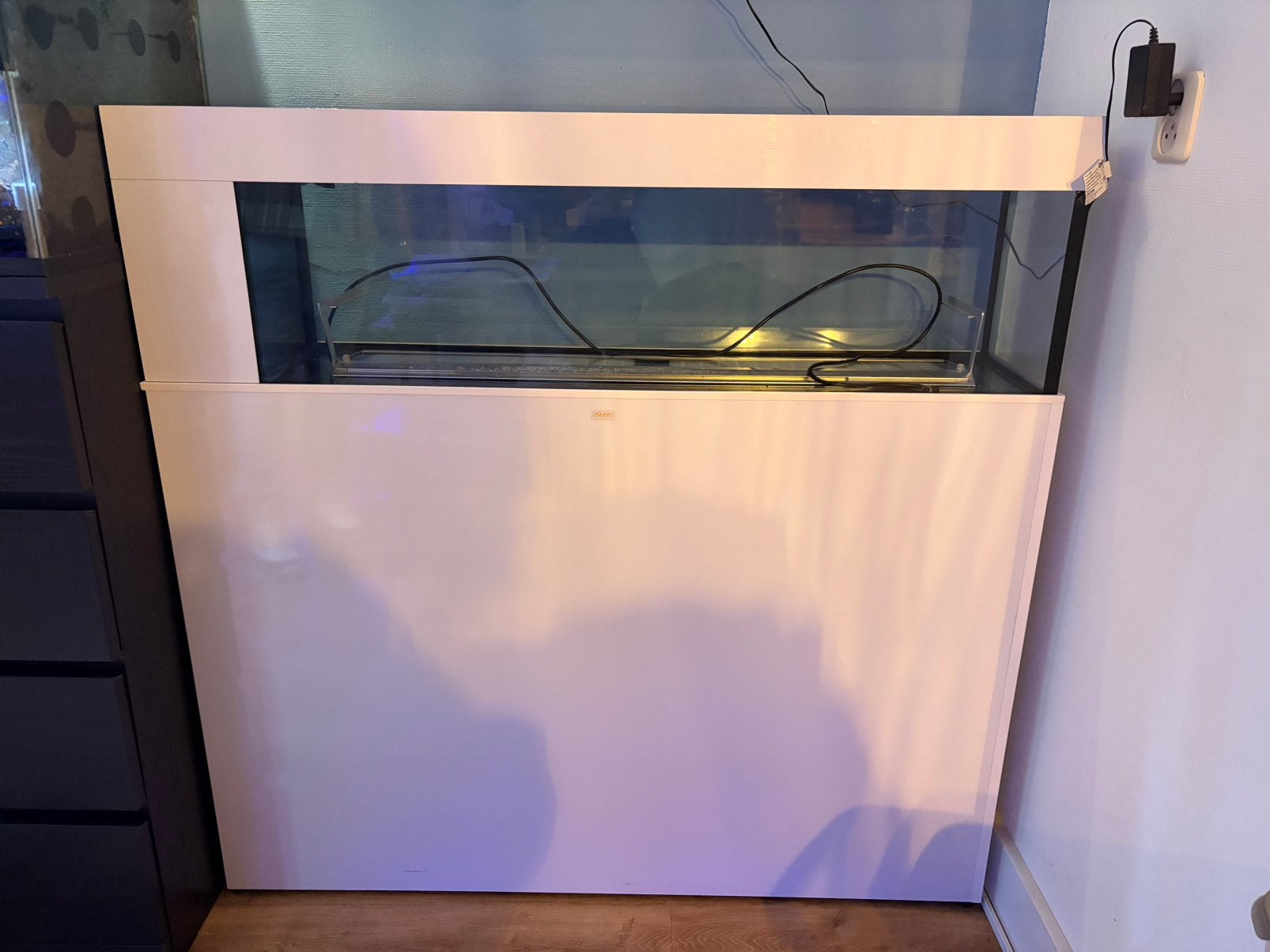 AQUAJA hoogglans wit, Ophalen, Inclusief toebehoren, Gebruikt, Aquariummeubel