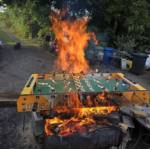 Gratis tafelvoetbal spel, Ophalen