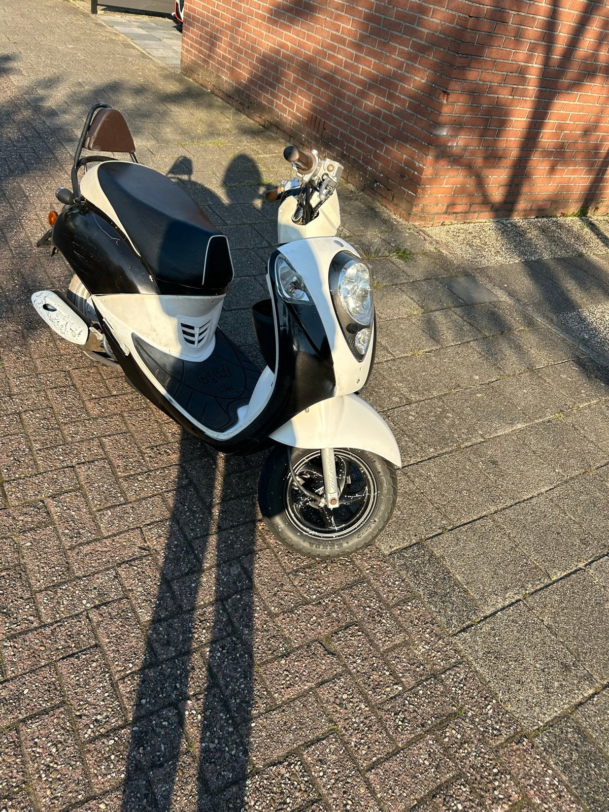 Sym mio 50, Ophalen of Verzenden, Zo goed als nieuw, Benzine, Mio