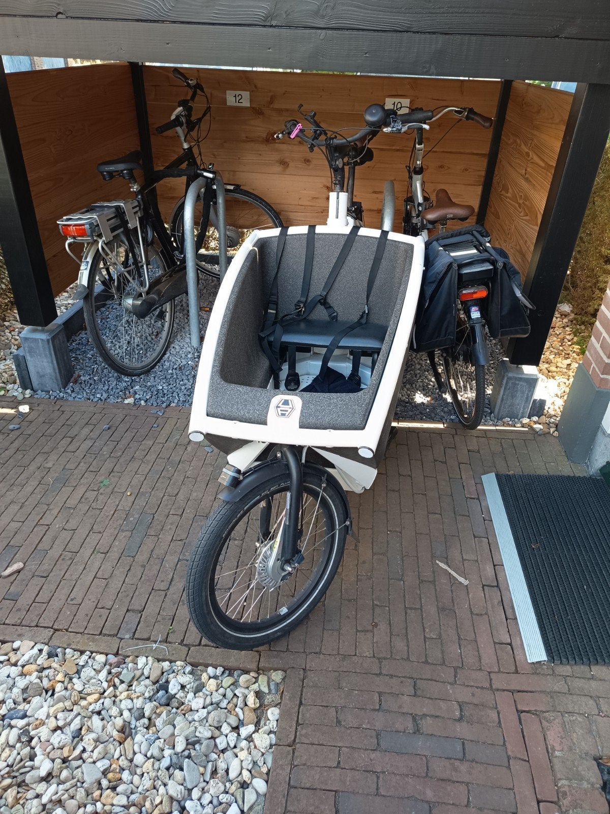Urban Arrow Family Bakfiets - Elektrisch met Bosch motor, Gebruikt, Elektrisch, 2 kinderen, Trommelrem
