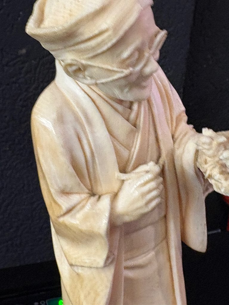 Japans ivoren okimono – staande man met vogelnest - Meiji, Ophalen of Verzenden, Handgemaakt, 20 - 50 cm, Overige materialen