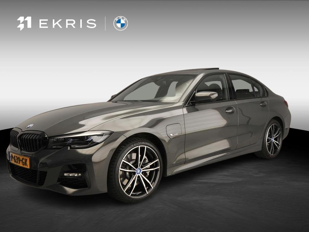 BMW 3 Serie Sedan 330e | M-Sportpakket | Laserlicht | Leder, Auto's, Achterwielaandrijving, Gebruikt, Euro 6, 4 cilinders