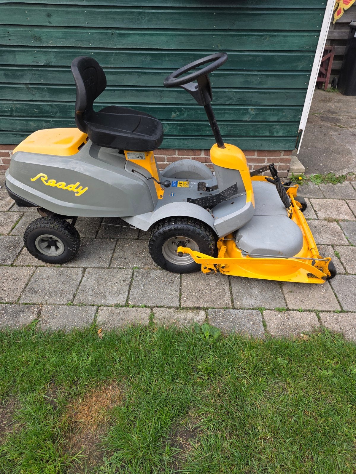 Stiga Ready Zitmaaier - Krachtige Benzine frontmaaier, Tuin en Terras, Cirkelmaaier, Gebruikt, Stiga, Ophalen of Verzenden