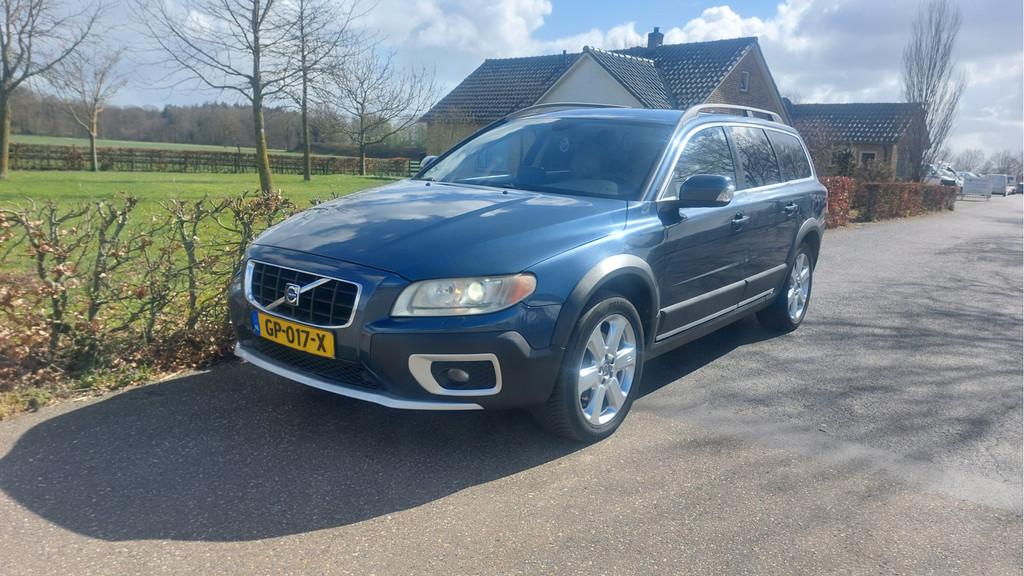 Volvo XC70 2.4 D5 Momentum CLIMA/NAVI/XENON BJ 2008, Automaat, 1734 kg, Gebruikt, Traction-control