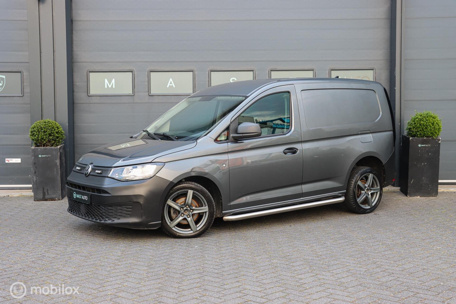 Volkswagen Caddy Cargo 2.0 TDI Comfort|Trekhaak|Cruise|Carpl, Auto's, Lichtsensor, Stof, Gebruikt, 4 cilinders