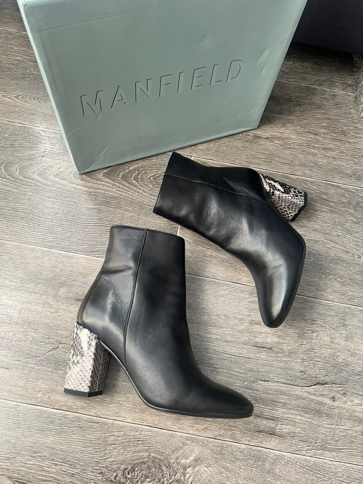 Manfield zwarte enkellaarsjes met snakeprint hak - maat 37, Zwart, Lage of Enkellaarzen, Ophalen of Verzenden, Zo goed als nieuw
