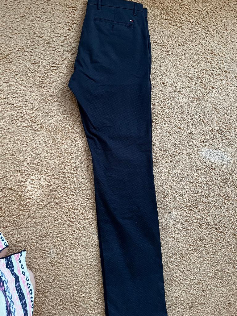 Heren broek Tommy Hilfiger, Ophalen of Verzenden, Zo goed als nieuw, Maat 52/54 (L)