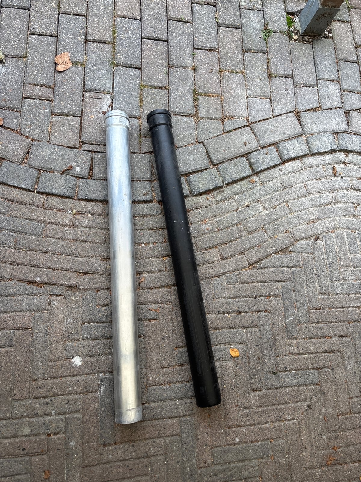 Rookgasafvoer en toevoerbuis 80mm, 1 meter, zgan, Doe-het-zelf en Verbouw, Ophalen, Afvoer, Aluminium, Zo goed als nieuw