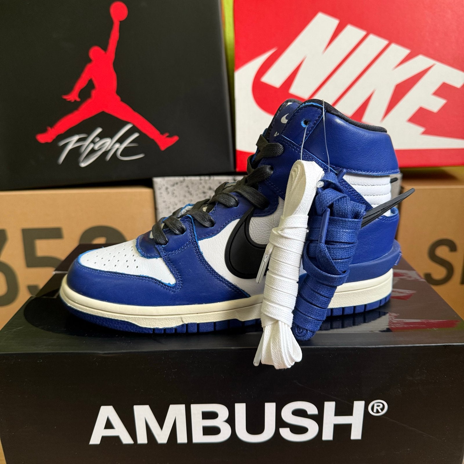 Nike Dunk High x AMBUSH Deep Royal Blue, Kleding | Dames, Ophalen of Verzenden, Nieuw, Blauw, Sneakers of Gympen