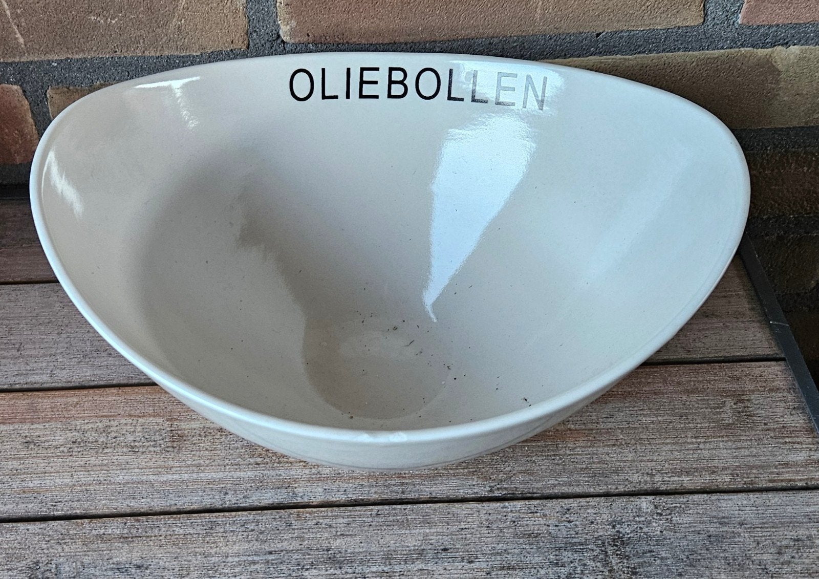 Oliebollen schaal, Gebruikt, Keramiek, Ophalen of Verzenden, Schaal of Schalen