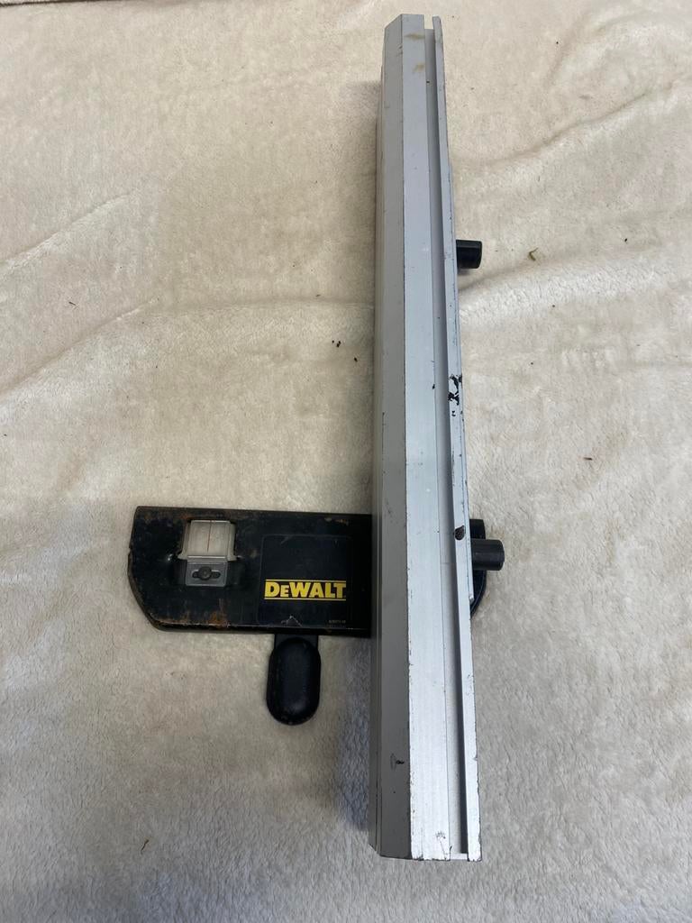 611713-01 Parallelaanslag Dewalt zaagmachine, Gebruikt, DeWalt, 70 mm of meer, Ophalen of Verzenden