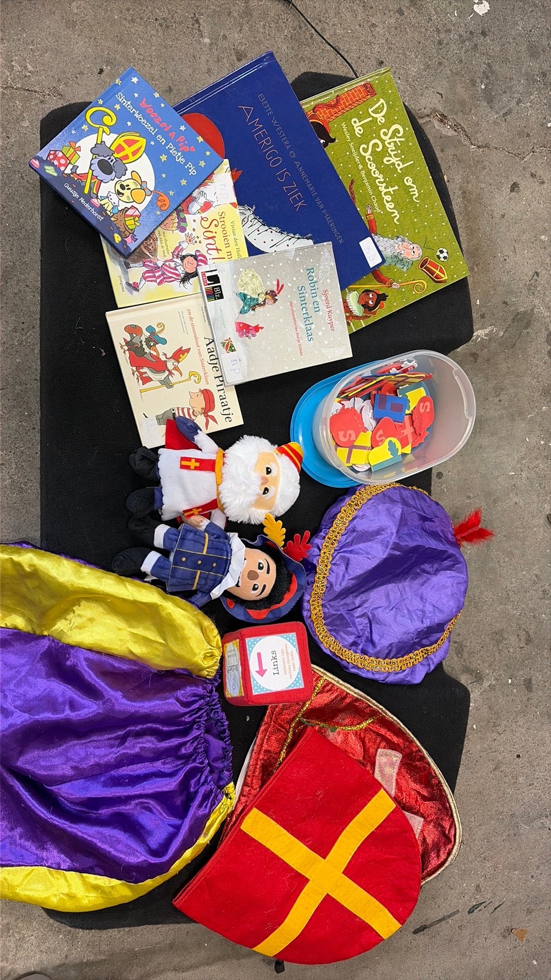 Sinterklaaspakket voor opvang of kleitergroep, Diversen, Sinterklaas, Ophalen, Zo goed als nieuw