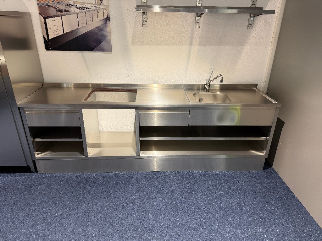 Spoelwerktafel 2800x650x900 mm (SHOWROOMMODEL), Zakelijke goederen, Ophalen of Verzenden, Nieuw zonder verpakking, Meubilair