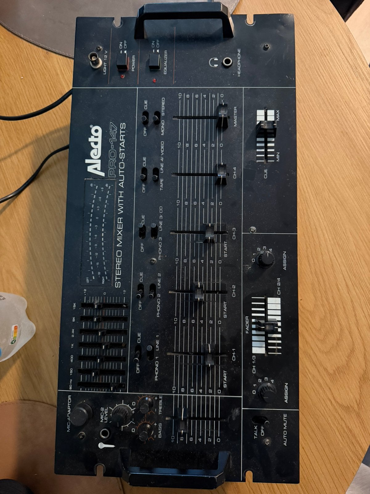 Alecto  PRO 147 mengpaneel 6 spoor, Verzenden, Gebruikt, 5 tot 10 kanalen, Microfooningang