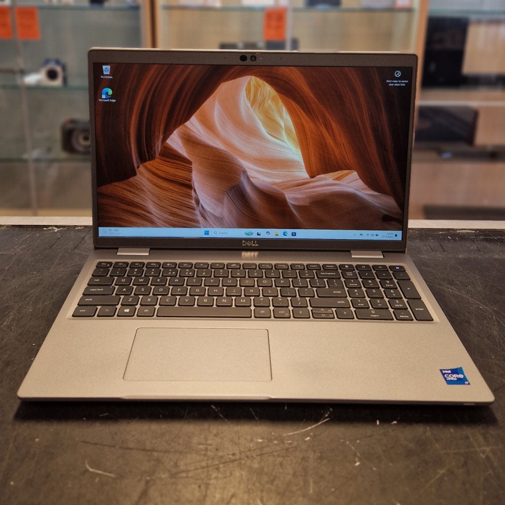 Dell Latitude 5520 Intel Core i7-1185G7 V Pro 16GB 512GB SSD, Computers en Software, Dell, Zo goed als nieuw, Support@Dell.com