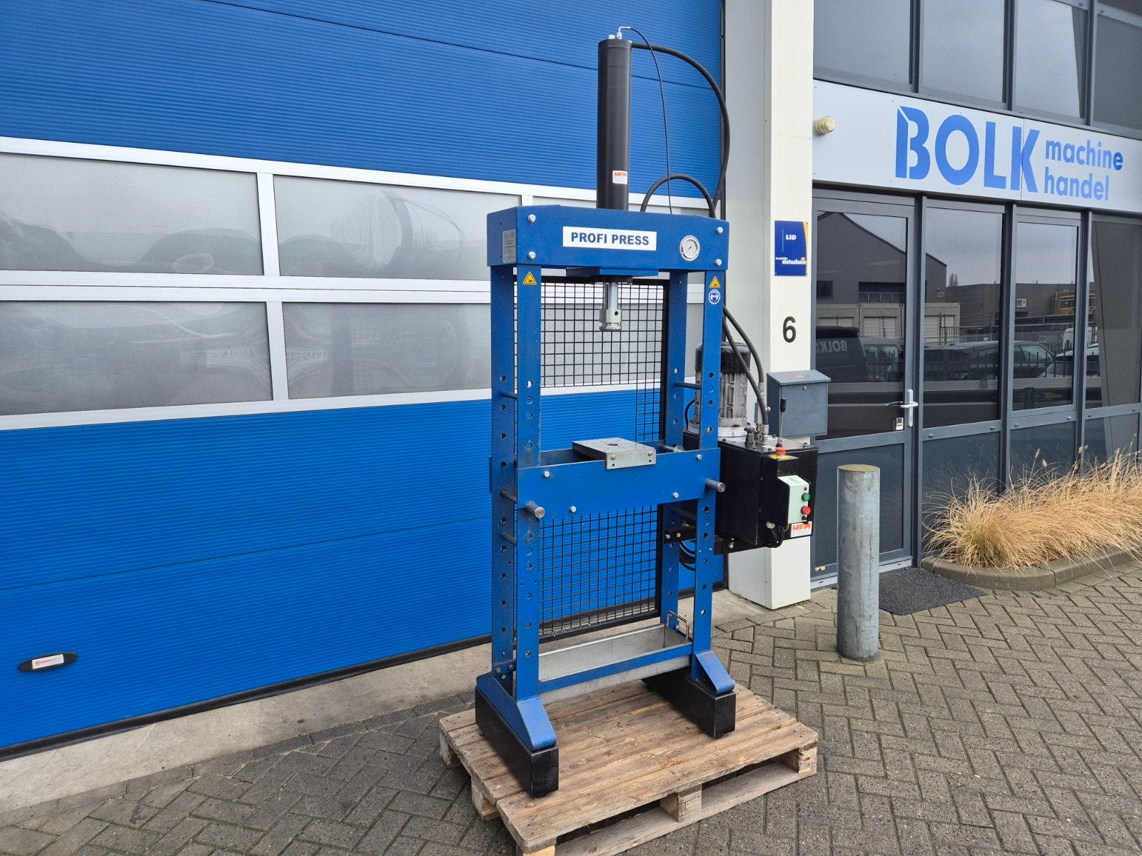 PROFI PRESS Brootspers Werkplaatspers 15 TON Nieuwstaat!, Gebruikt, Holland, Profi Press RHTC, Info@bolkmachinehandel.nl