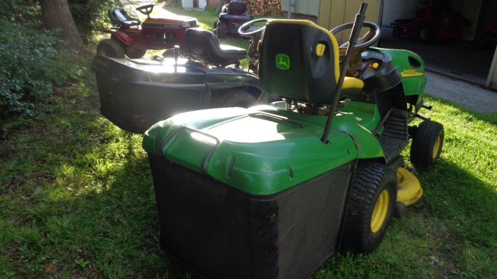 wegens inruil 2x zitmaaier met vangbak, Gebruikt, Opvangbak, Ophalen, John Deere