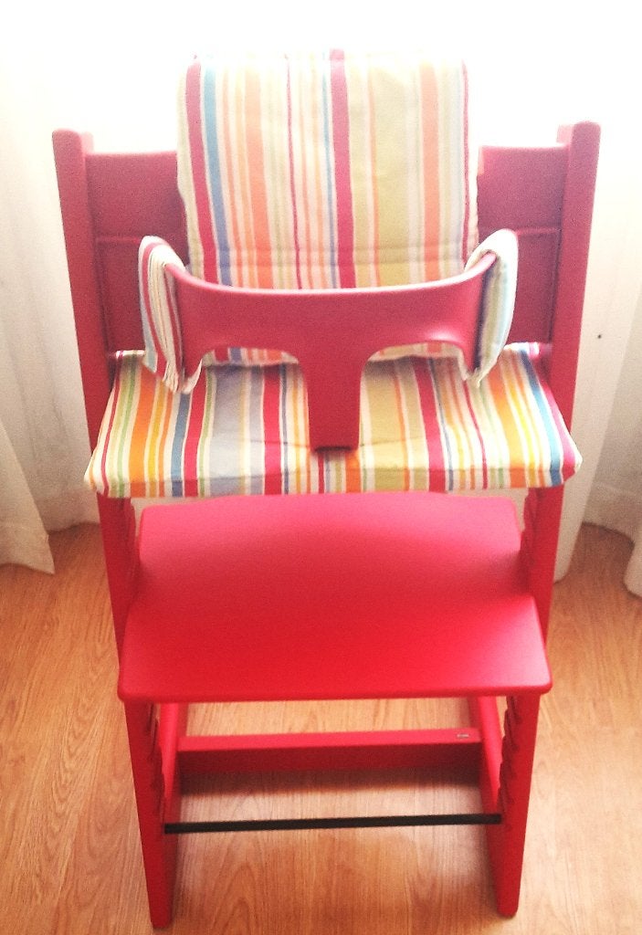 Super Mooie Rode Stokke kinderstoel kan gelijk aan tafel, Ophalen, Zo goed als nieuw, Meegroeistoel, Stoelverkleiner
