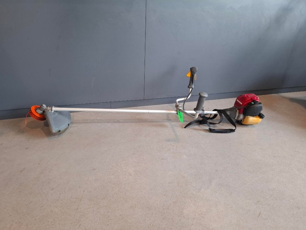 Honda UMk435 4 takt benzine bosmaaier, Ophalen, Benzine, Gebruikt, Honda.