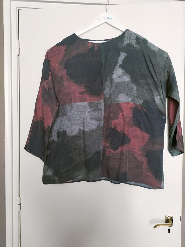 Oska viscose top grijs/groen/rood - ruime pasvorm, Kleding | Dames, Maat 46/48 (XL) of groter, Ophalen of Verzenden, Lange mouw