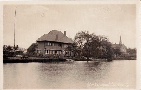 Bleskensgraaf, dokterswoning uitg. Van der List, Verzamelen, Ansichtkaarten | Nederland, Verzenden, 1920 tot 1940, Ongelopen, Zuid-Holland