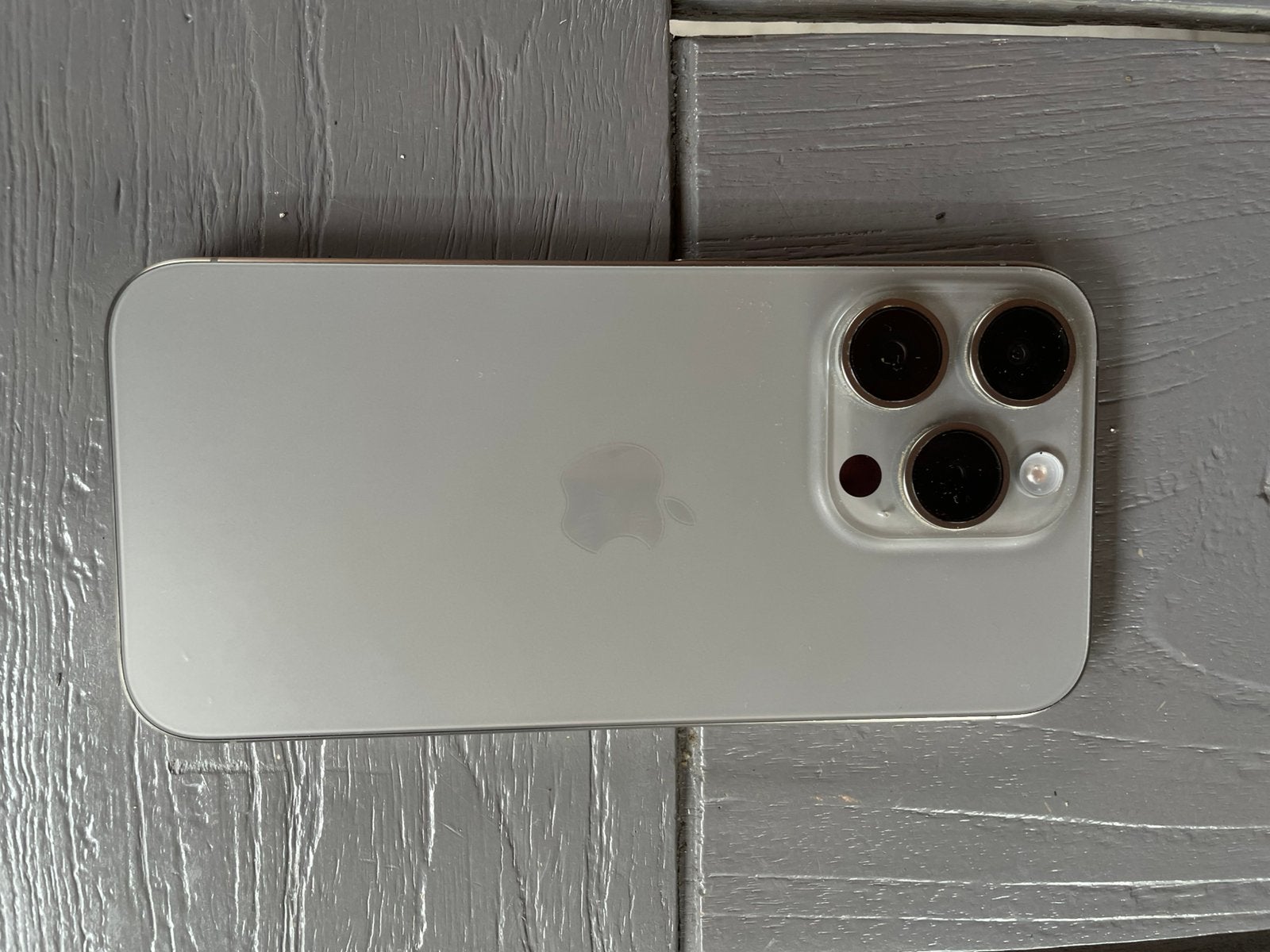 Iphone 15 pro grey 128 gb, Telecommunicatie, Mobiele telefoons | Apple iPhone, Ophalen, 128 GB, Zwart, Zo goed als nieuw