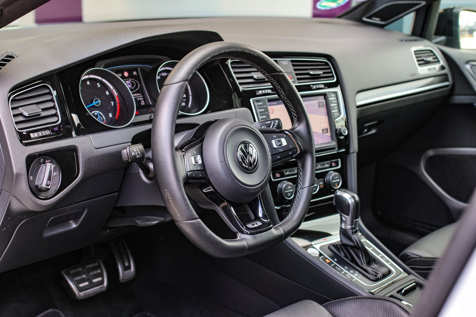 Volkswagen Golf Variant 2.0 TSI R 4Motion *Pano*Dynaudio*Led, Automaat, Automatische klimaatregeling, Gebruikt, Euro 6