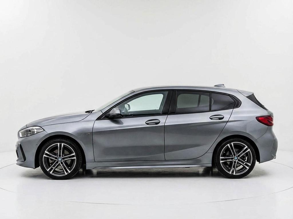BMW 1-serie 118i Automaat M Sport | Sportstoelen | Carplay |, Gebruikt, Origineel Nederlands, Bedrijf, 3 cilinders