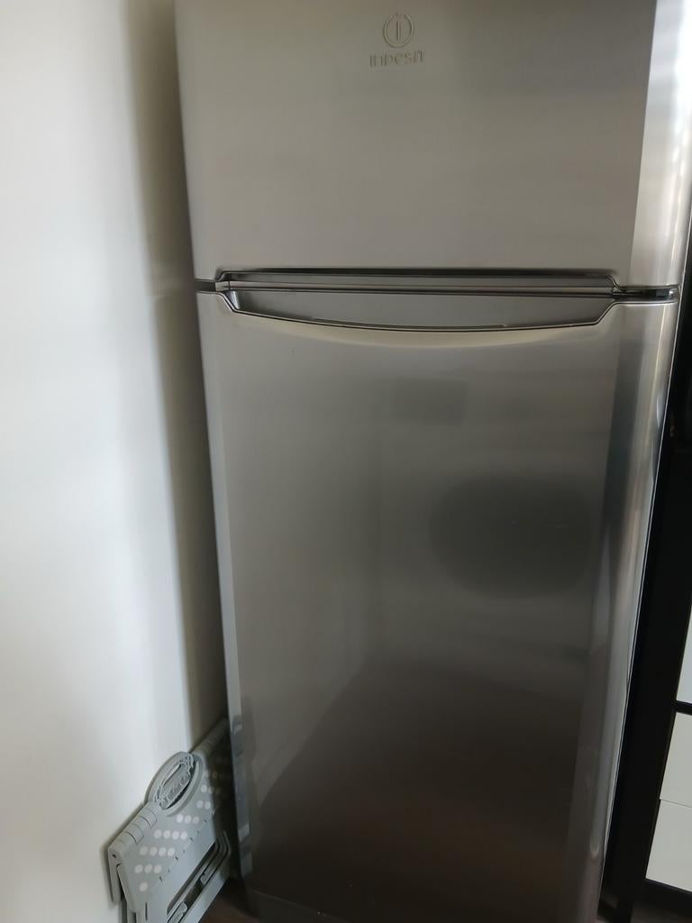 Indesit koelkast met vriesvak, energieklasse A+, Ophalen