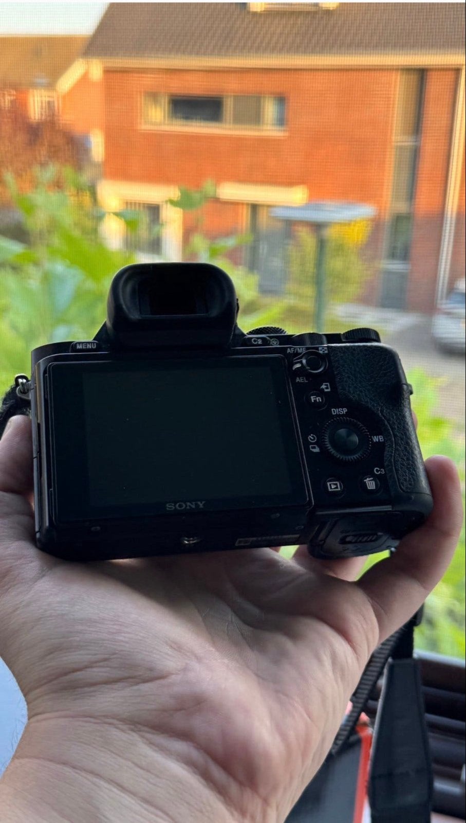 Foto 4 van Sony A7r Mark 1 met Samyang 24mm F2.8 FE lens