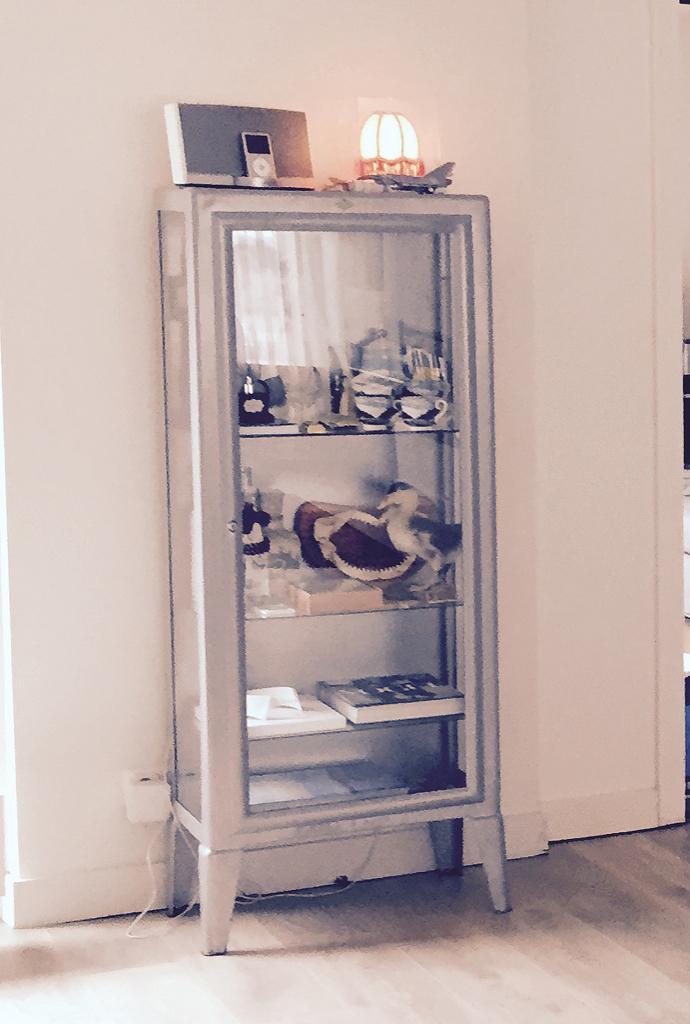 vintage vitrinekast, Ophalen, Met plank(en), Gebruikt, 50 tot 100 cm