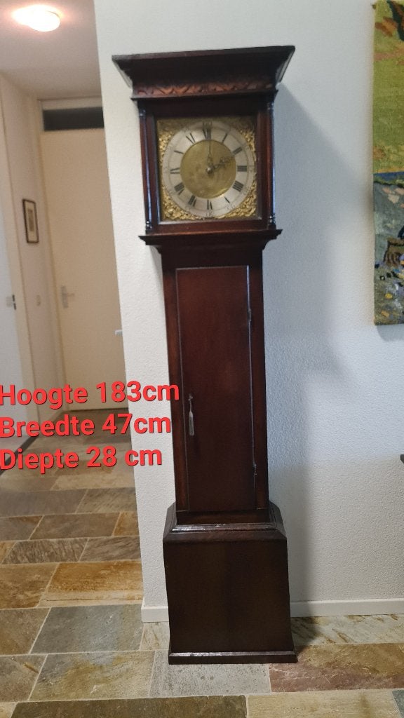 Staande klok antiek, Ophalen